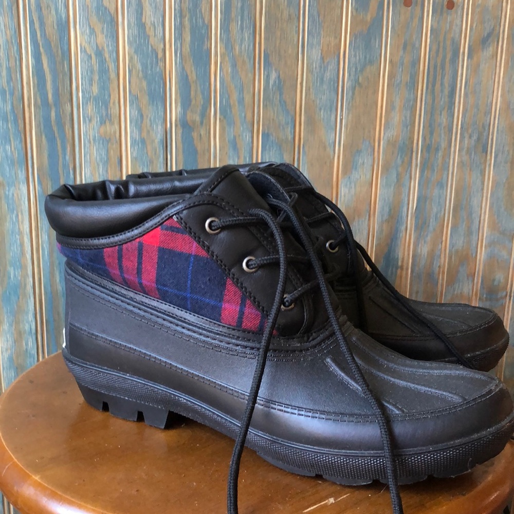 Athletech waterproof plaid boots